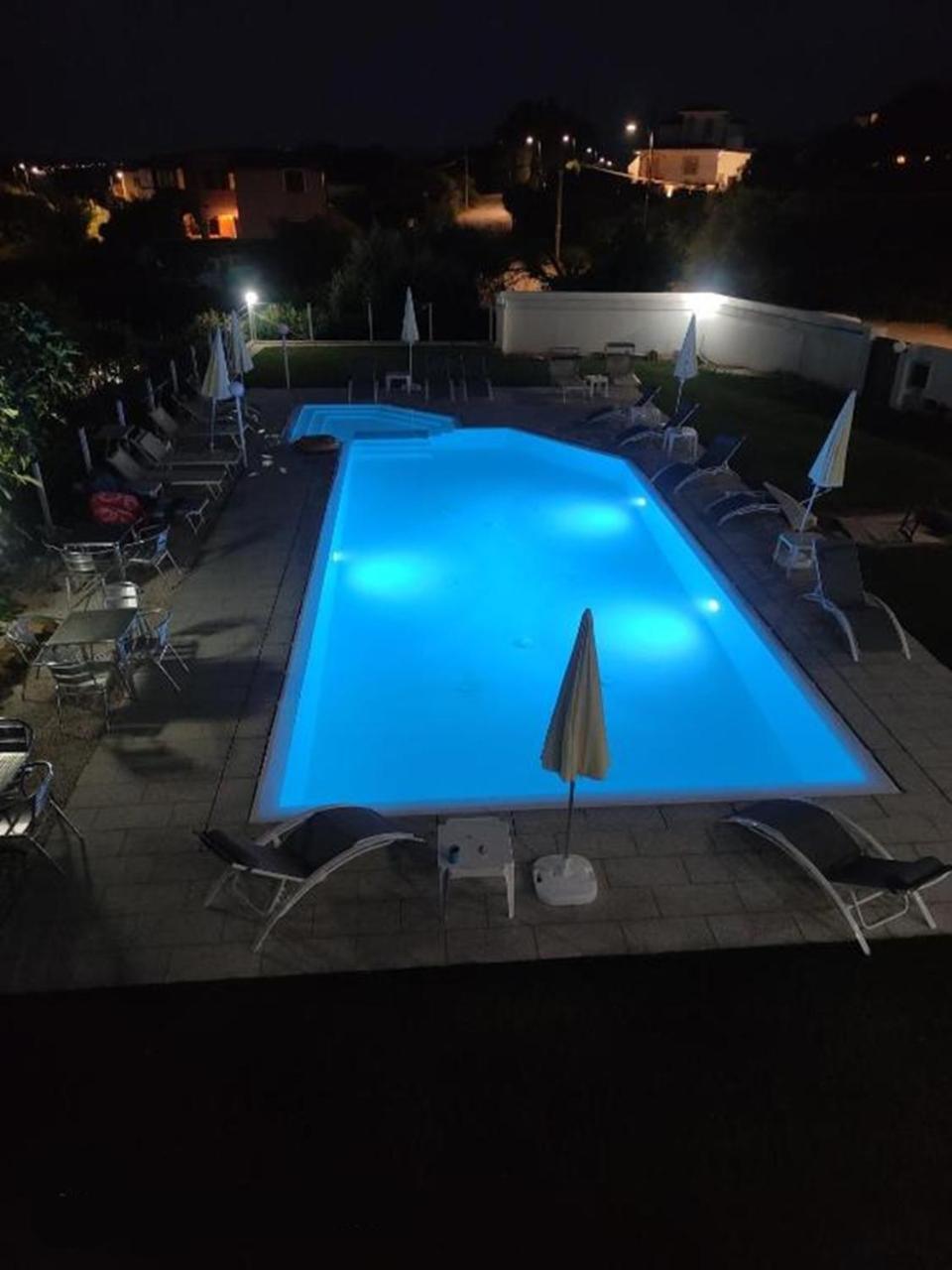 Hotel Al Mare Da Francesca Olbia Zewnętrze zdjęcie